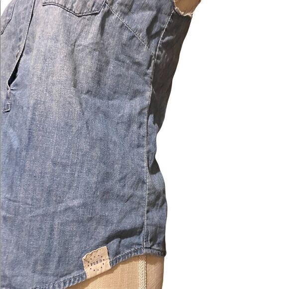 Feed USA + Target | EUC Women’s Sleeveless Denim Chambray Utility Shirt Small - Picture 5 of 11